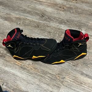 Air Jordan 7 Retro, men’s size 9, (used) lightly worn